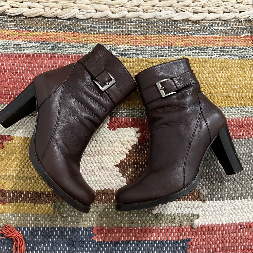 Genuine leather brown high-heeled booties size 39EU (8.5 US)